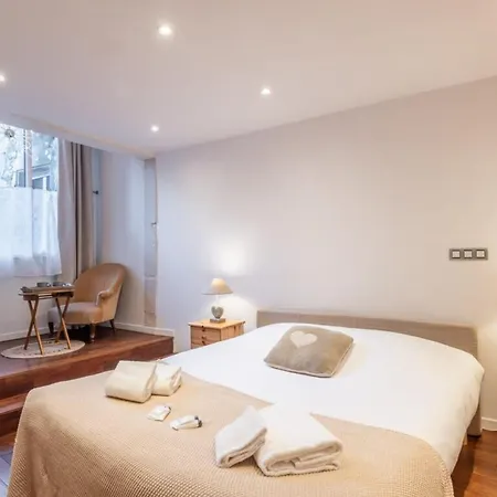 Apartamento Tisserand Furnished Flat *