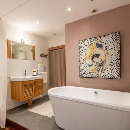 Tisserand Furnished Flat
