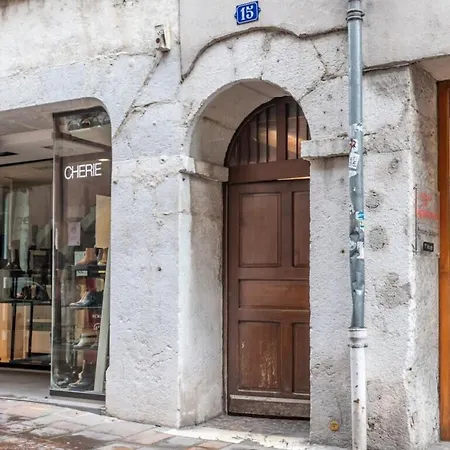 Apartamento Tisserand Furnished Flat Annecy
